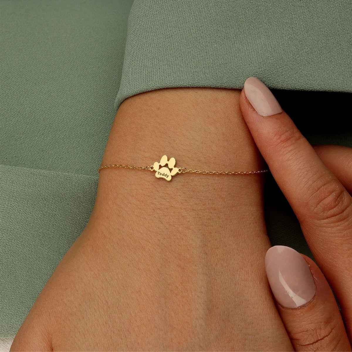 Ariel | Paw Print Name Bracelet