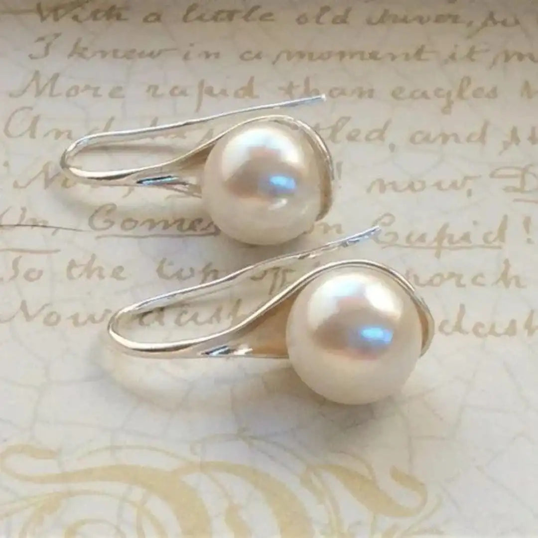 Amelia | Vintage-Style Pearl Style Drop Earrings