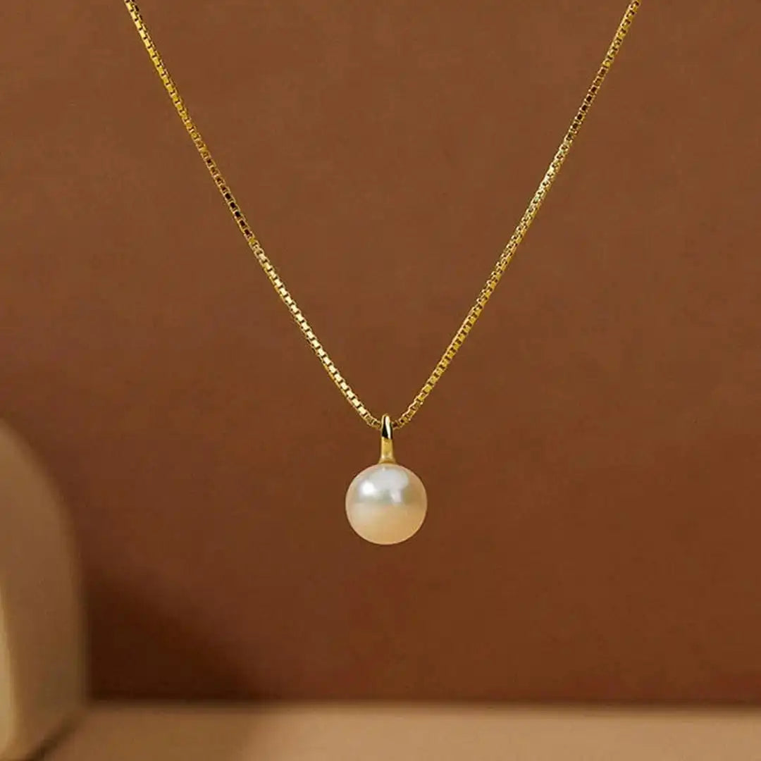 Antoinette | Faux Pearl Pendant Necklace