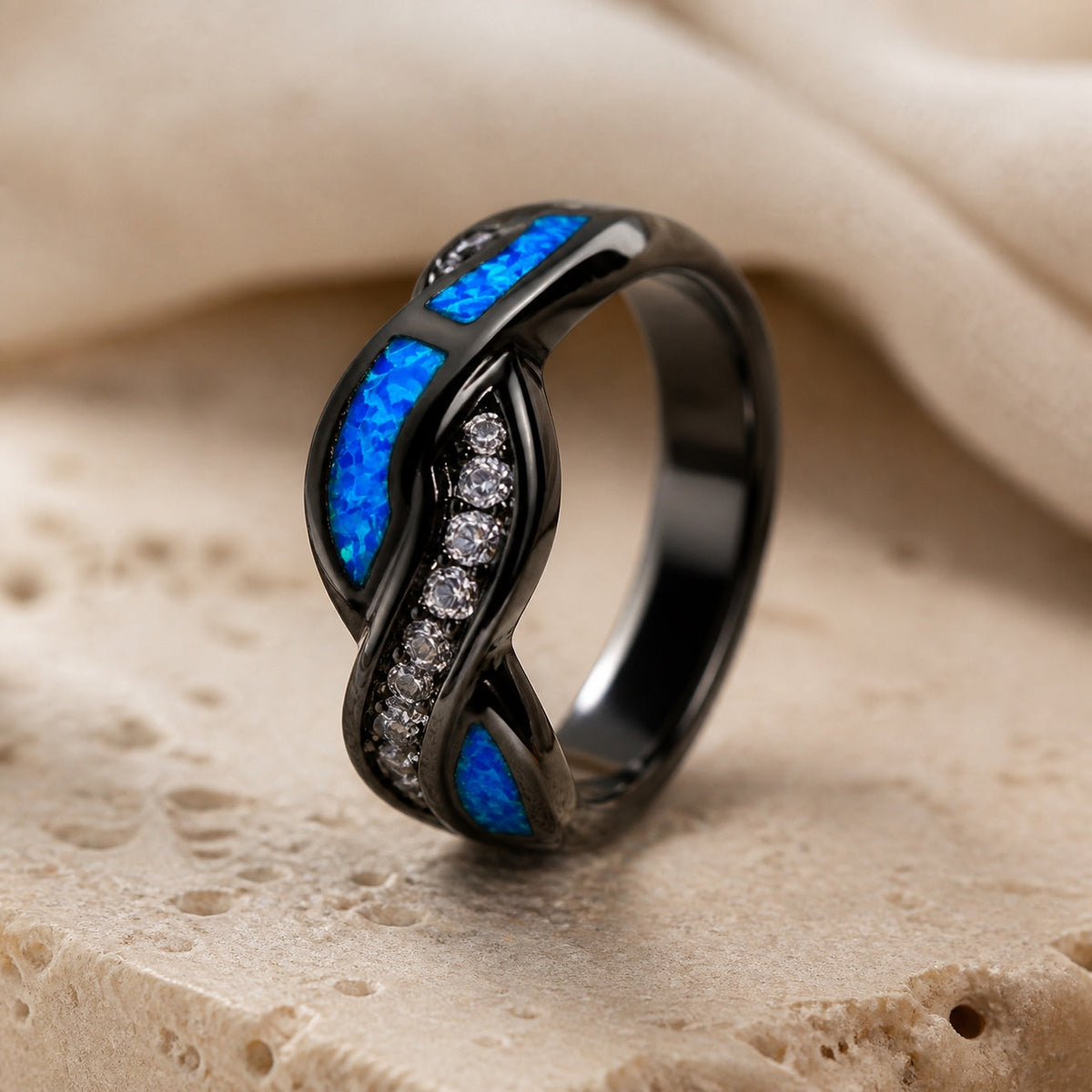 Imogen | Crescent Motif Ring