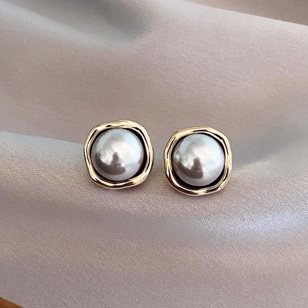 Molly | Gold-Tone Square Pearl Style Earrings