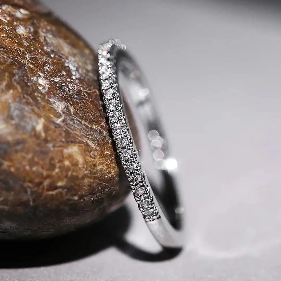 Abigail | Thin Band Solitaire Ring