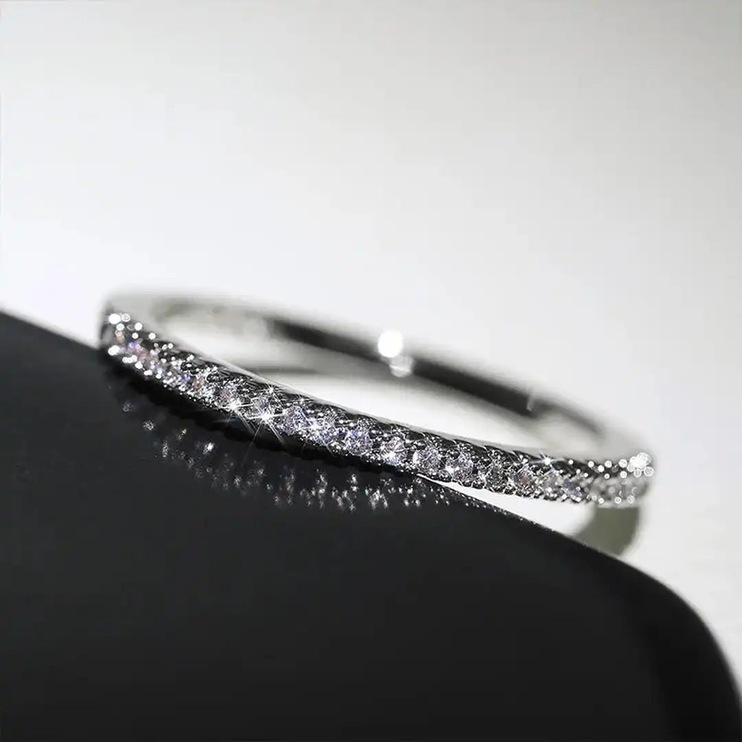 Abigail | Thin Band Solitaire Ring