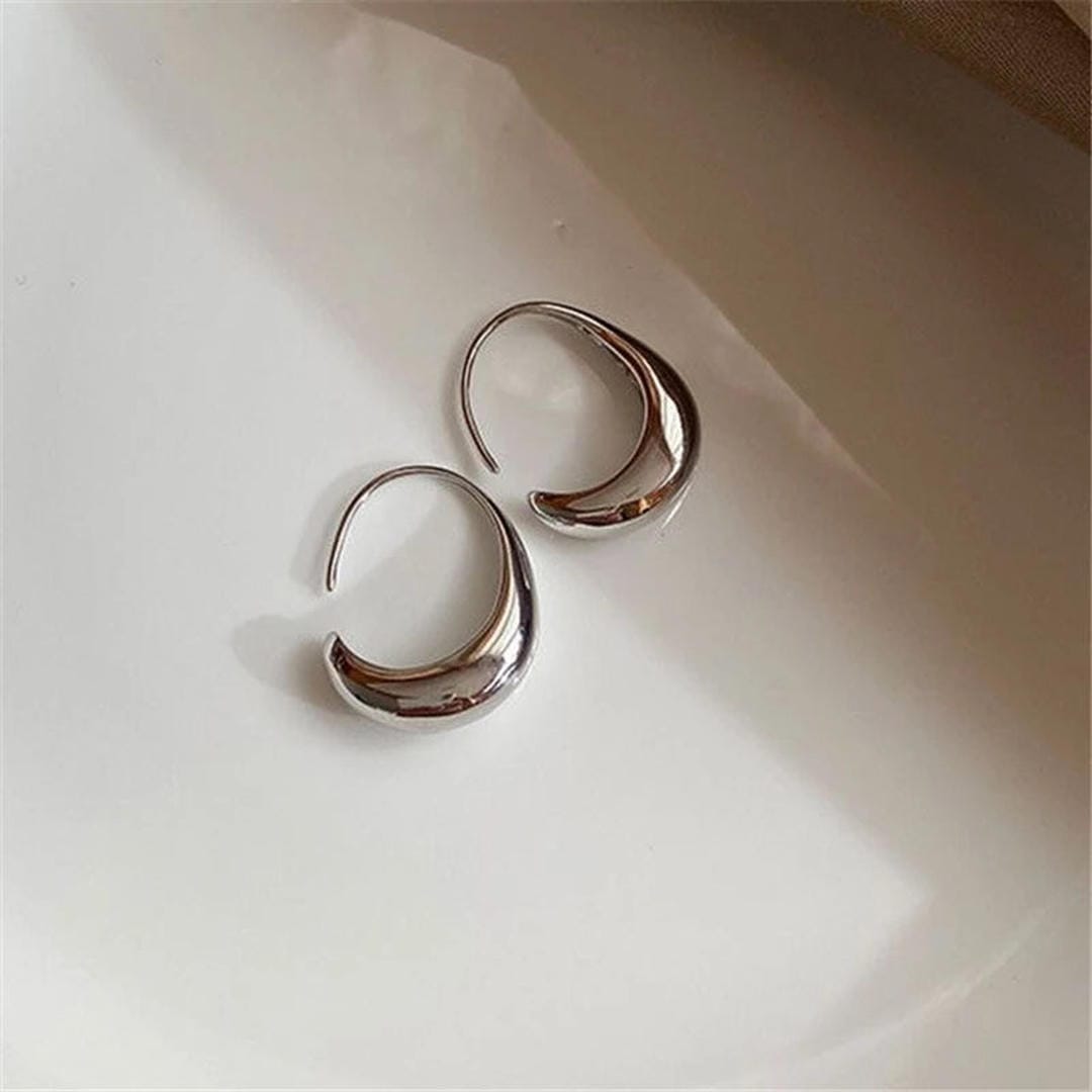Violet | Oval Hoop Earrings