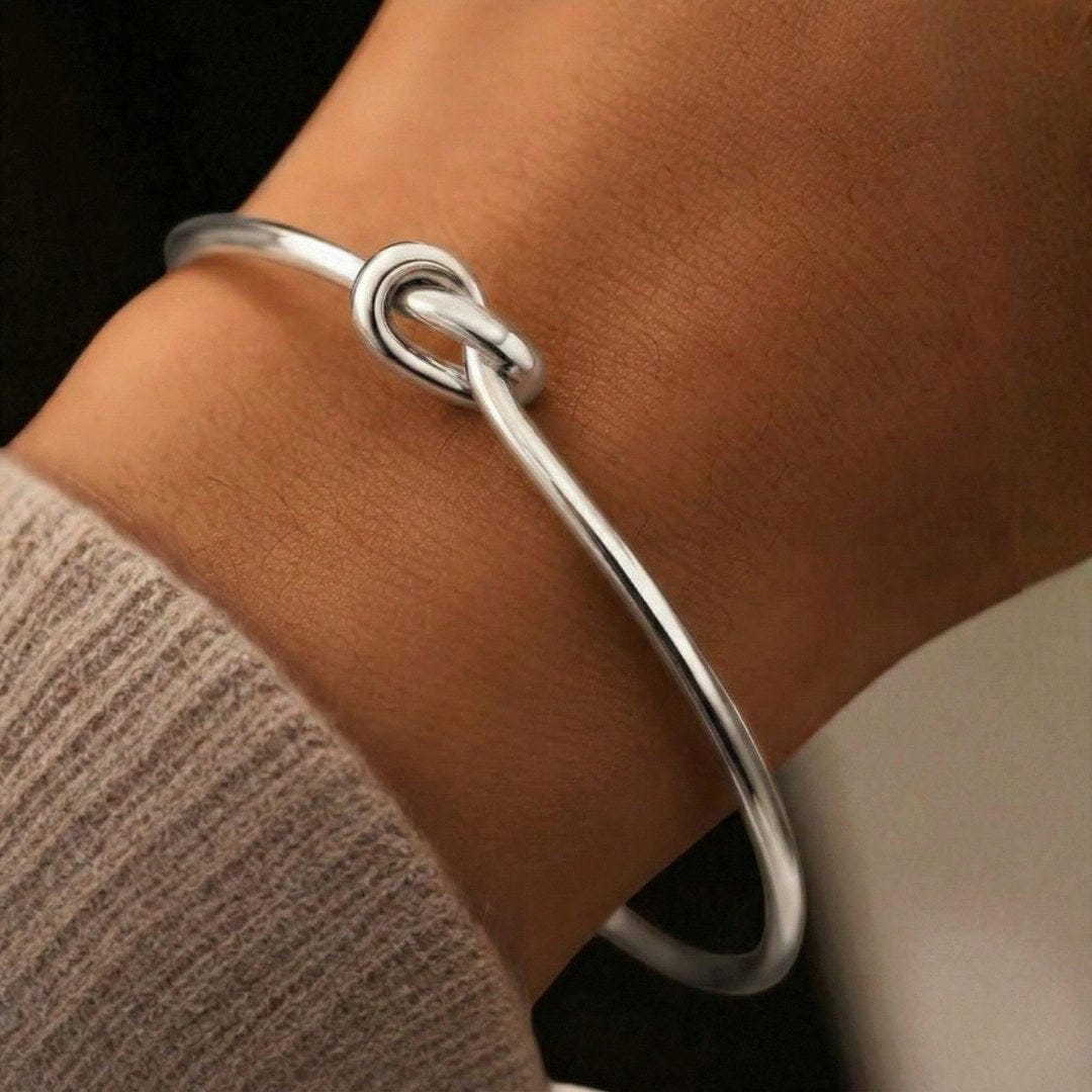 Christine | Knot Bangle Bracelet