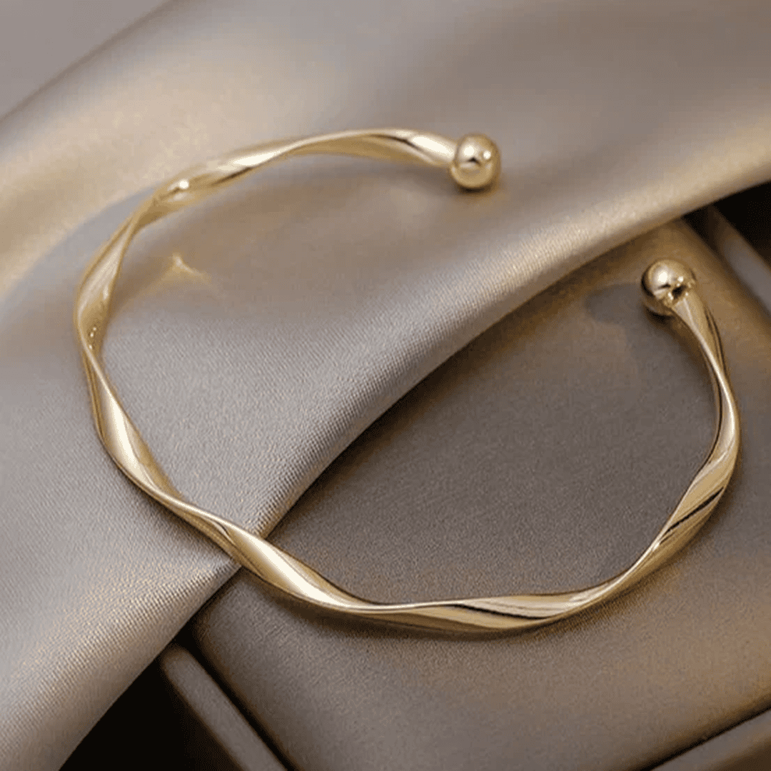 Elsa | Twisted Open Cuff Bracelet
