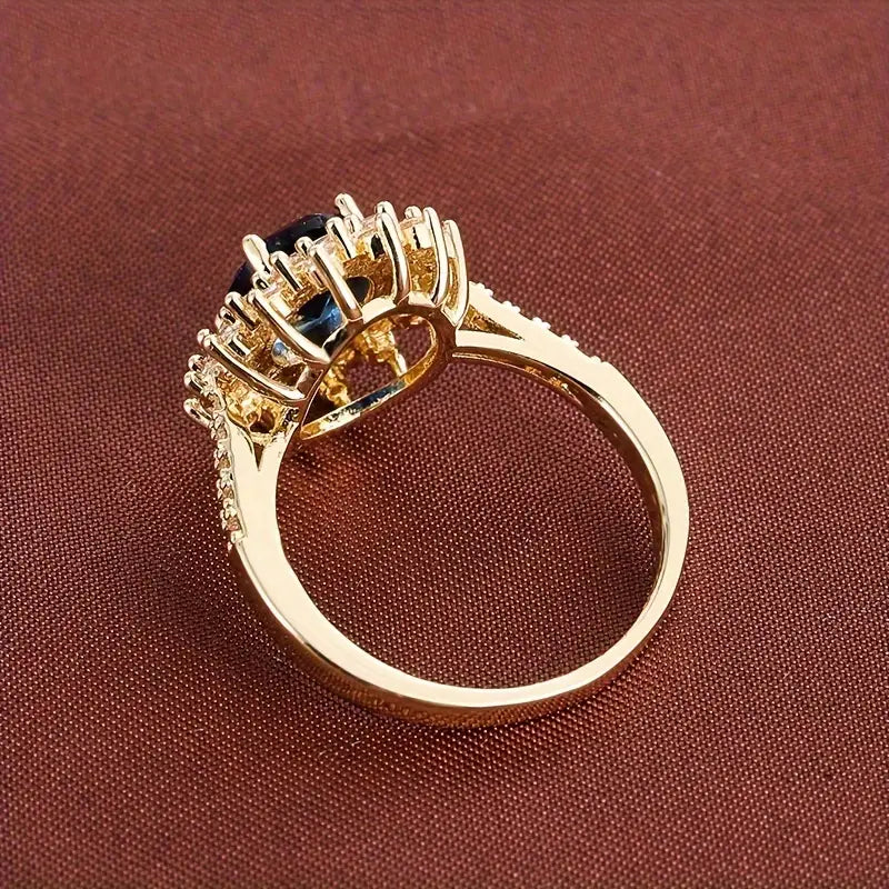 Jolene | Oval Blue Stone Halo Ring